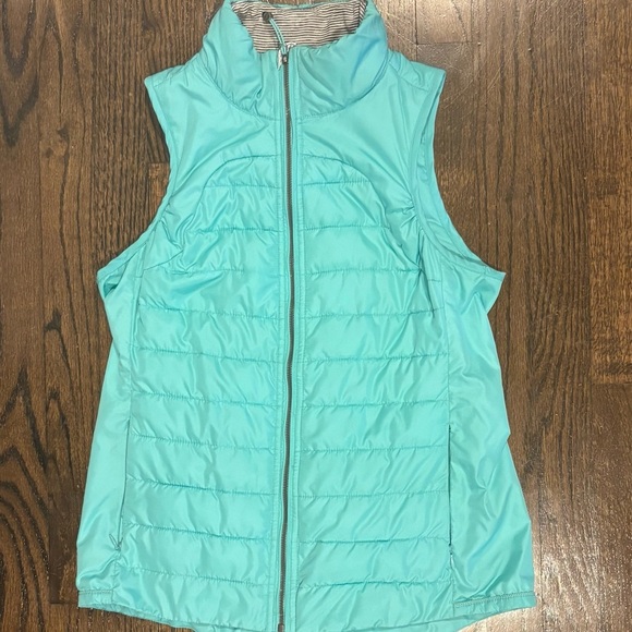 Turquoise vest - Picture 5 of 8